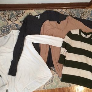 4 sweaters size small